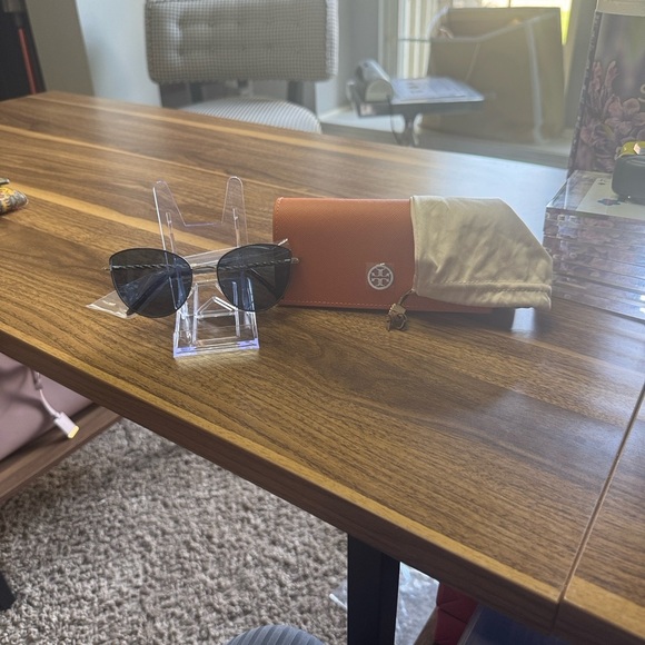 Tory Burch Sunglasses TY6091 main image 4